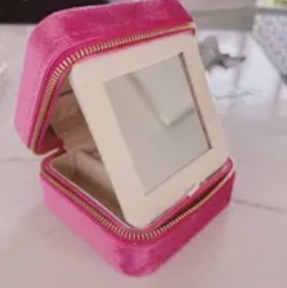 Velvet Vibes Jewelry Box