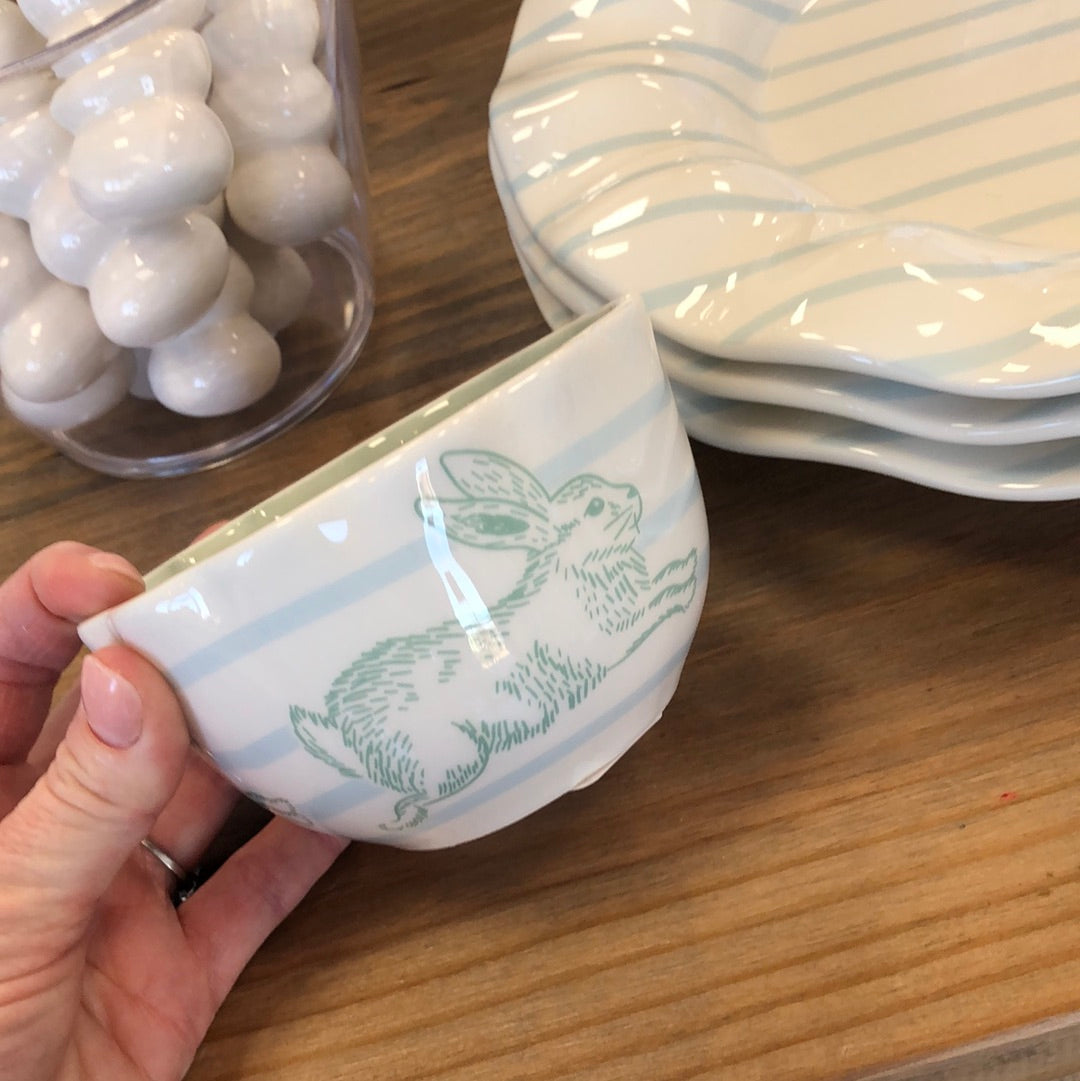 Speckled Rabbit Ruffle Appetizer Bowl