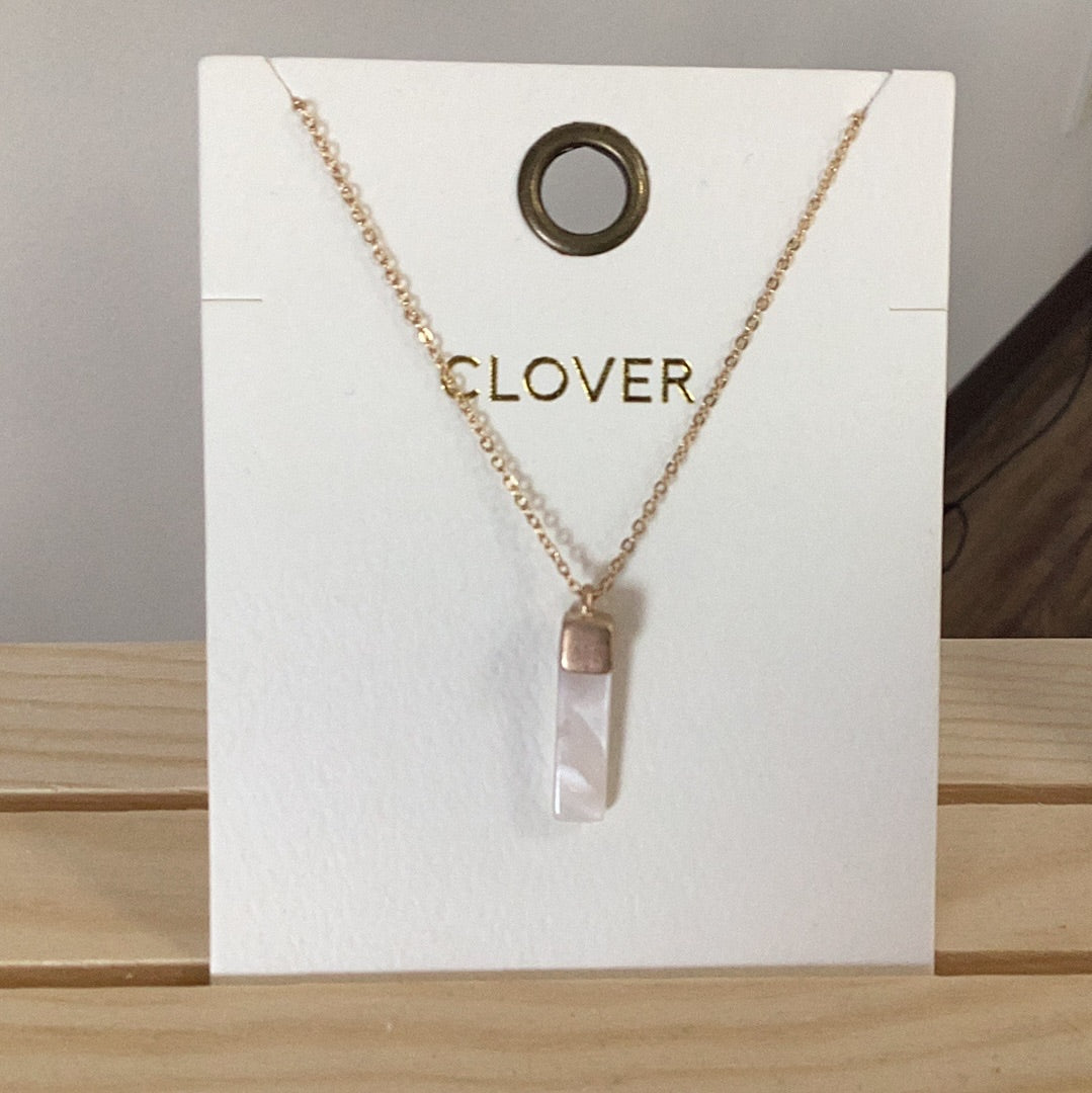 Clover stone necklace