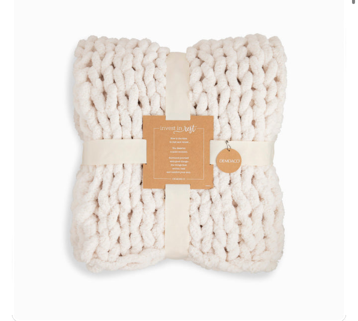Chunky Knit Throw Blanket