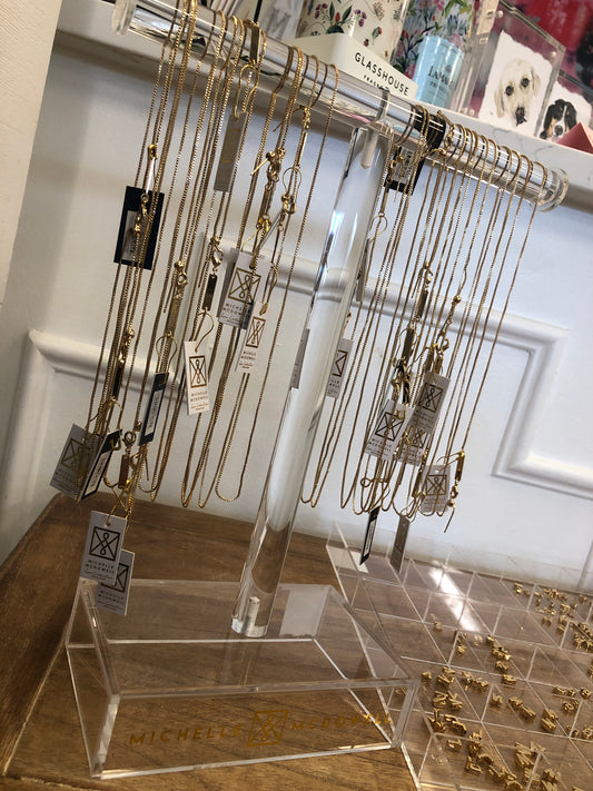 Luxe Charm Bar