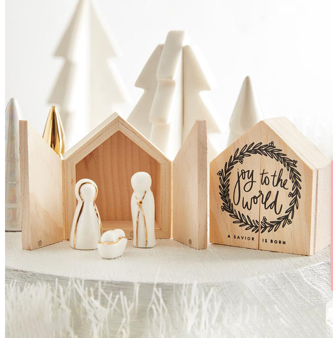 Ceramic Figurines Pine Wood Box - Holy Family
