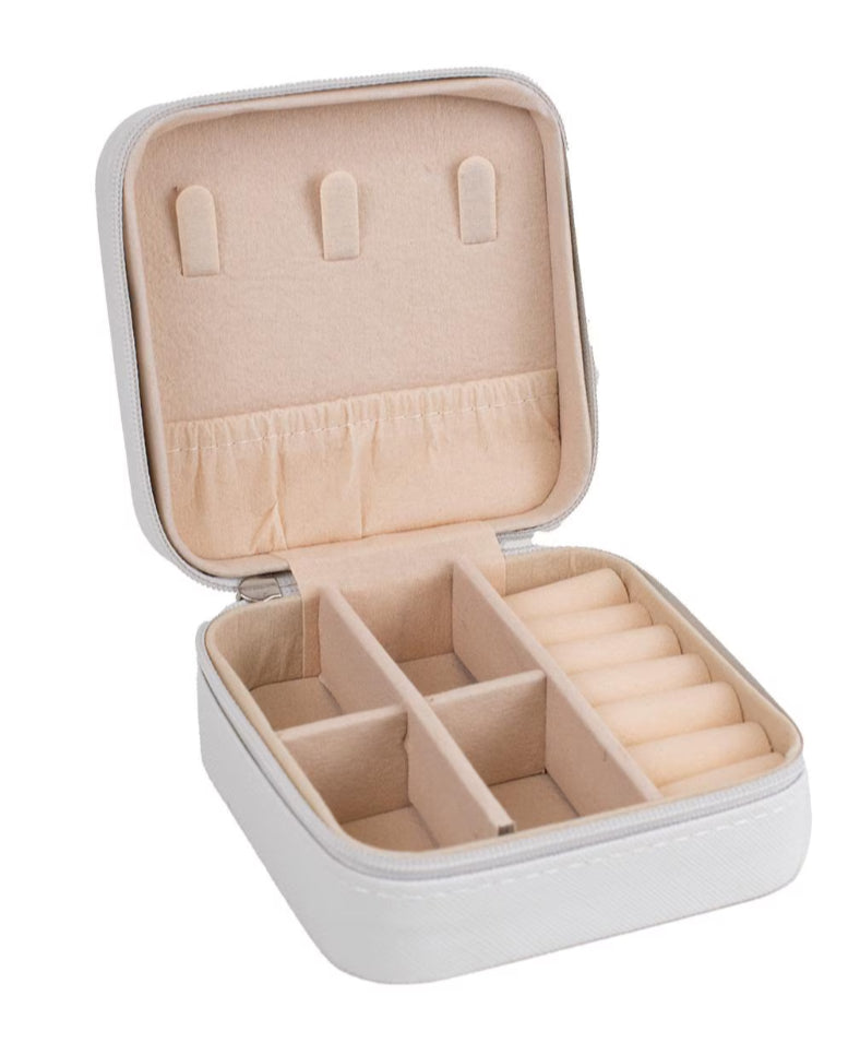 Sadie Jewelry Organizer