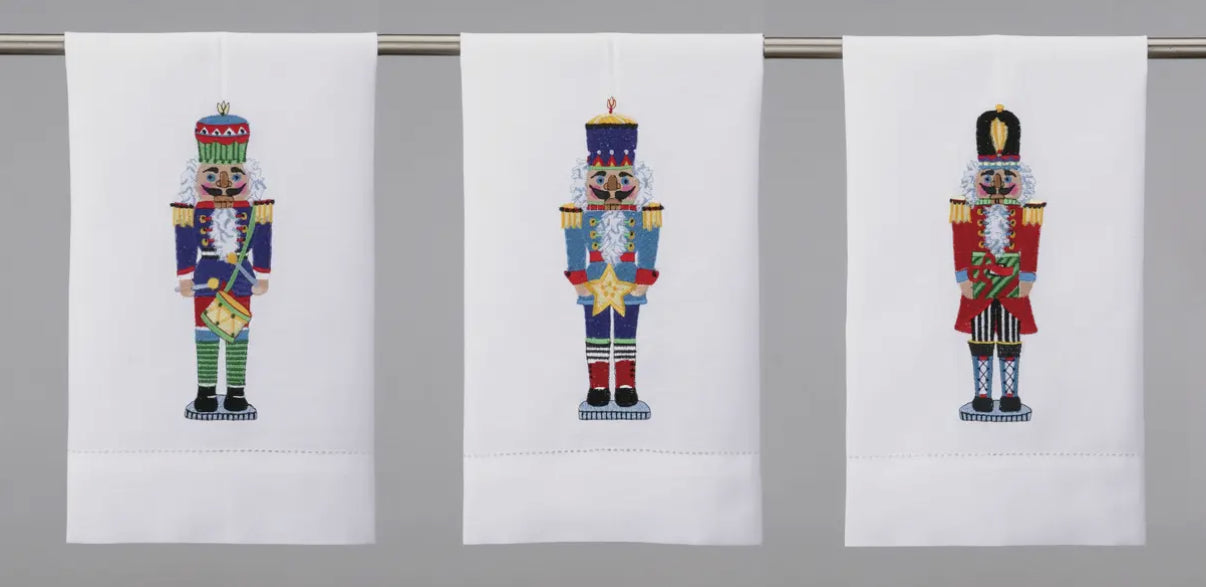 Peking Embroidered Christmas Guest Towel