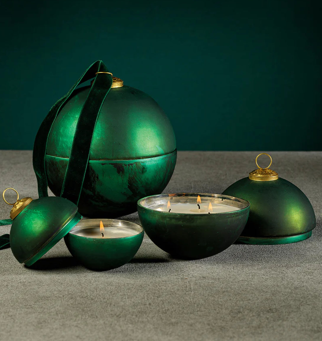 Matt Green Ornament Ball Scented Candle