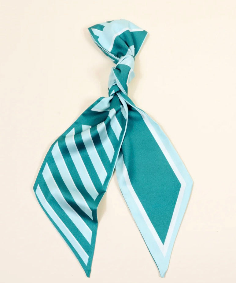 Twirl and Tie Scarf