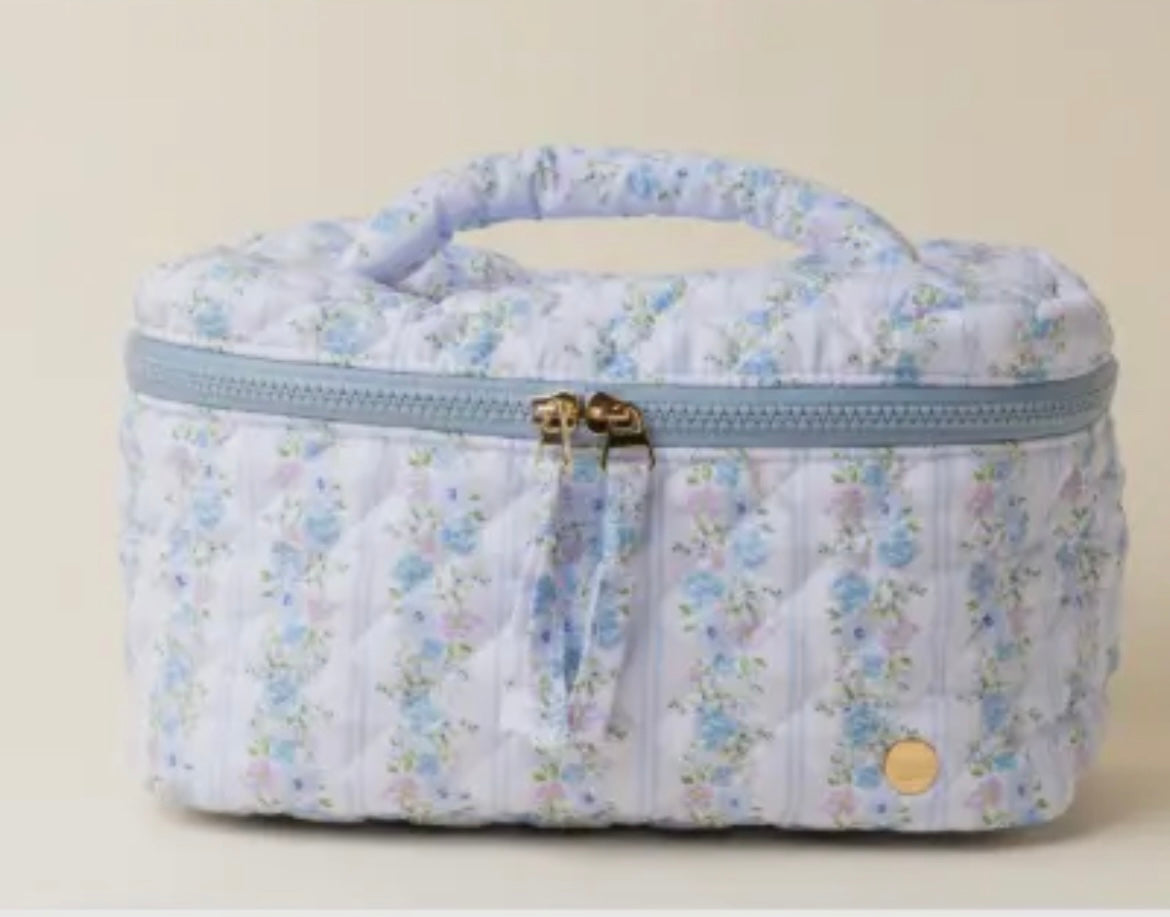 Glam & Go Quilted Cosmetic Bag - Thumbnail 2