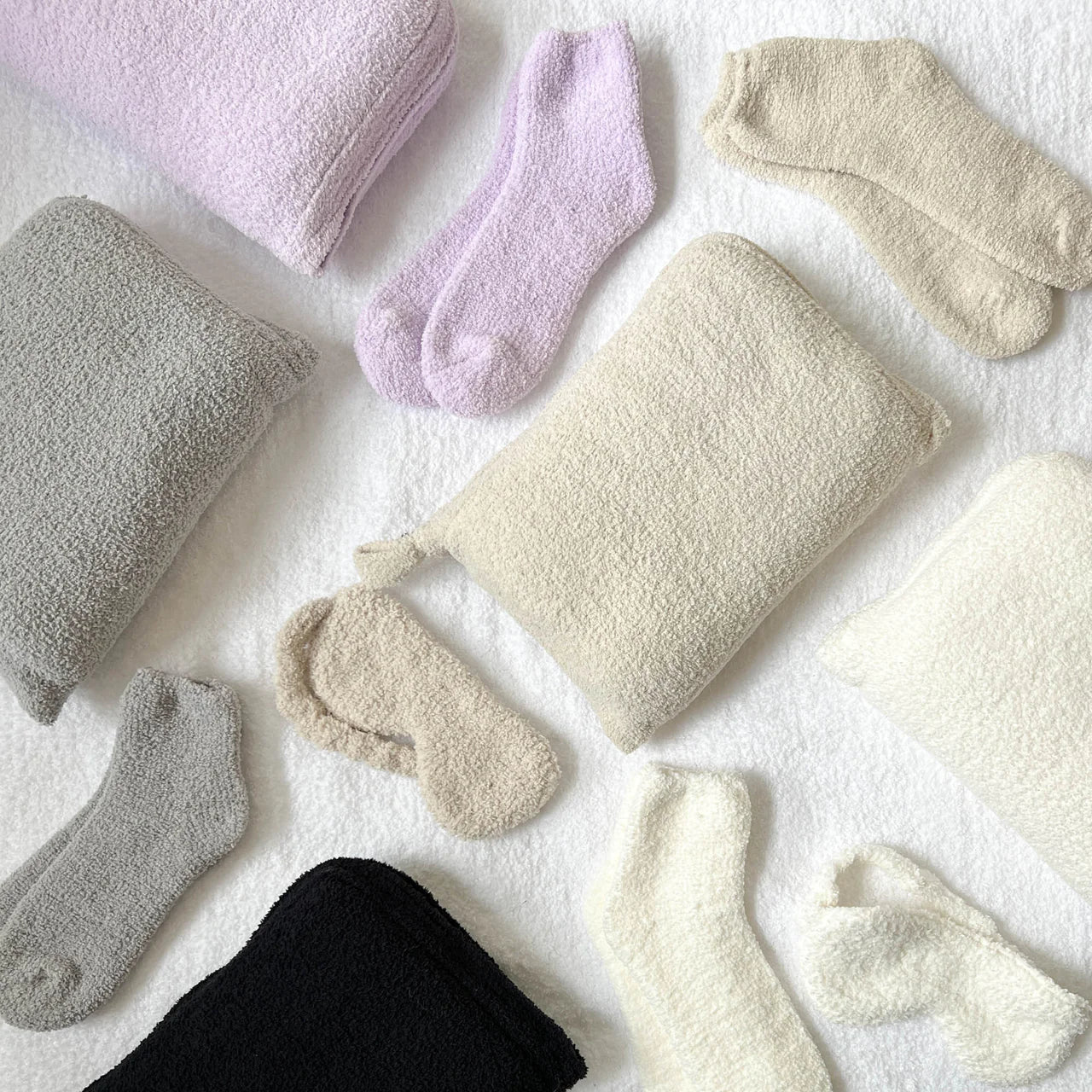 Kashwére Travel Blankets – Juniper and Co. Gifts Kashwére Travel Blankets – Juniper and Co. Gifts
