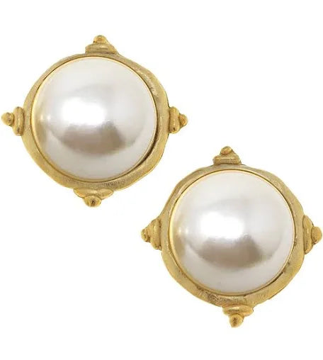 Mother of Pearl Coupe Stud Earring