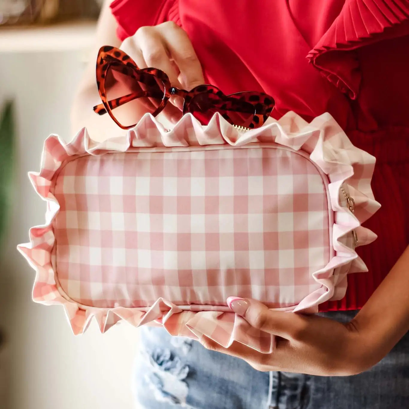 Frilly Makeup Bagby